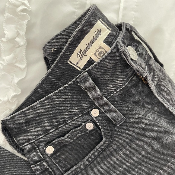 MADEWELL Highwaisted Washed Out Black Jeans - Picture 4 of 10
